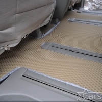 Коврики текстильные на Toyota Noah-Voxy II пр.руль (2007-2015) 2 ряд - с проходом